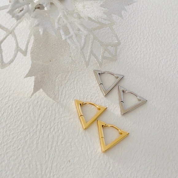 Sterling Silver Triangle Earings,Gold Geometric Earrings, - Picture 3 of 4